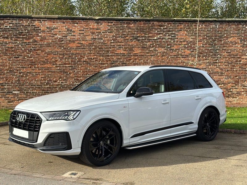 Audi Q7 Self Drive Sports Car