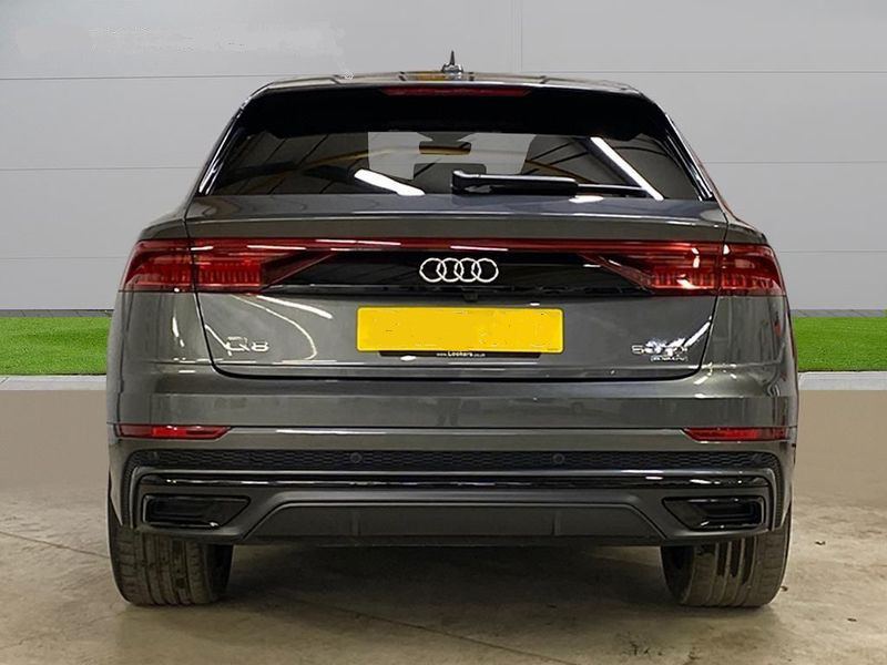 Audi Q8 Car to Hire