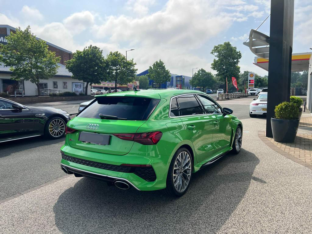 Audi RS3 Sideview