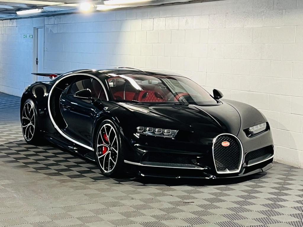 Bugatti Chiron Cars