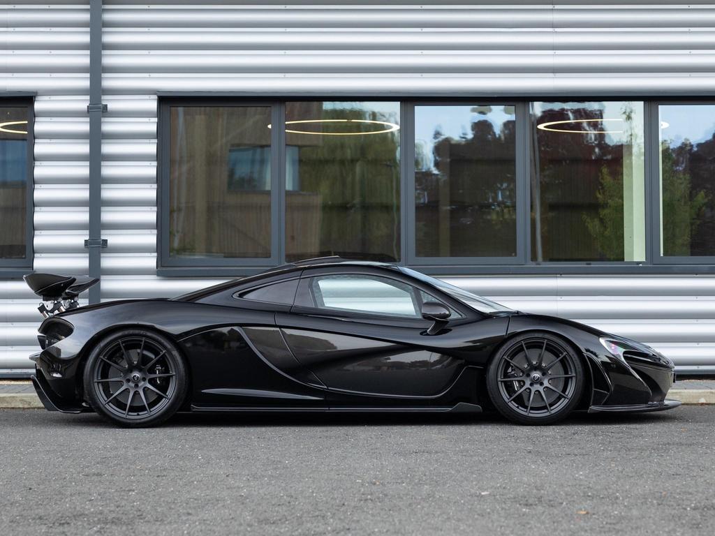 Chauffeur Drive Mclaren p1