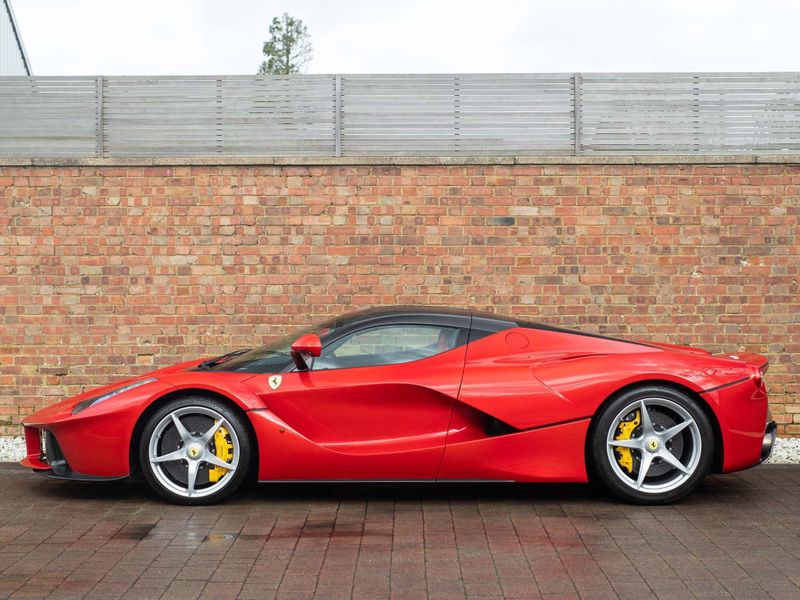 Ferrari Laferrari Sportscar Hire