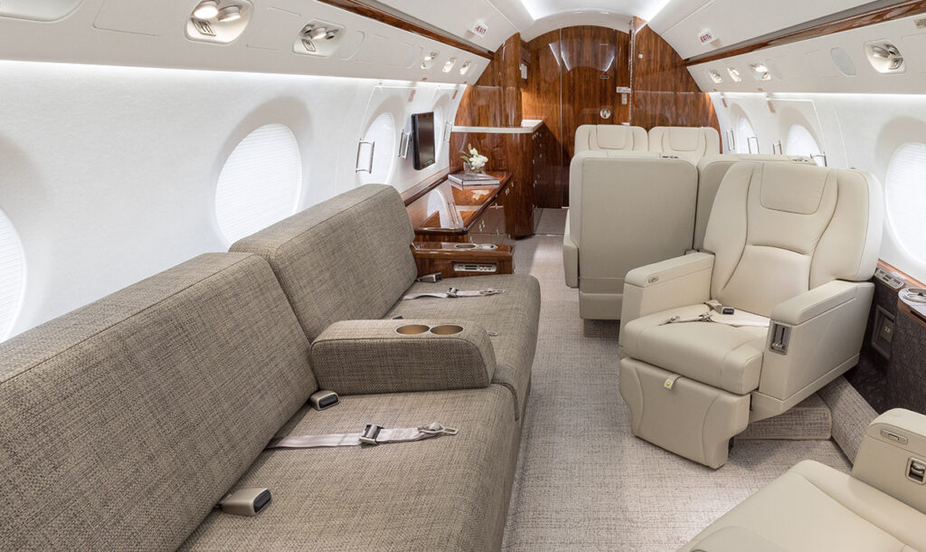 Gulfstream G-450 interior