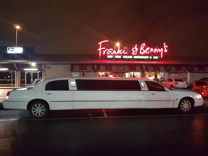 Lincoln Stretch Limo Hire in Hackney