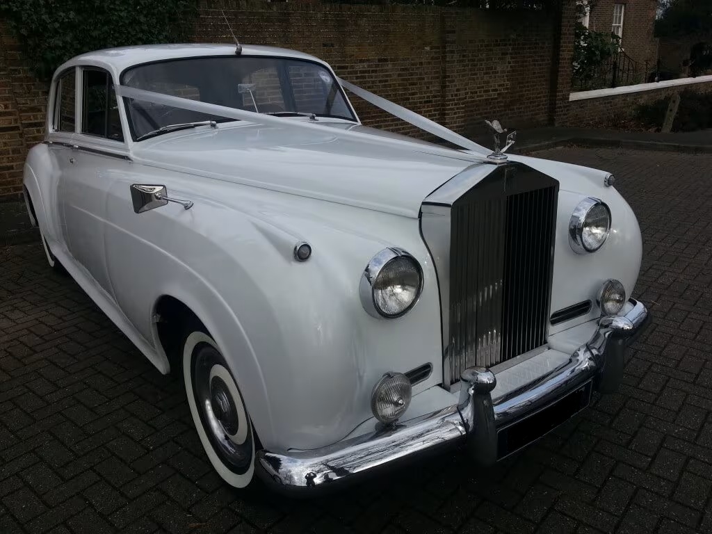 Rolls Royce Silver Cloud Car to Hire
