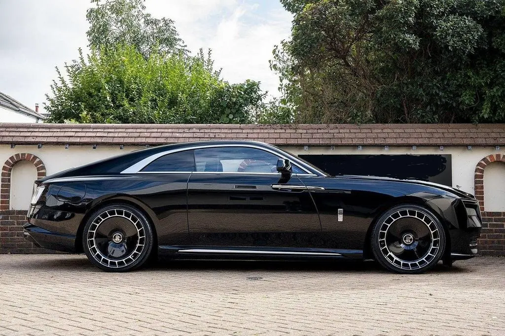 Rolls Royce Spectre Car Rental