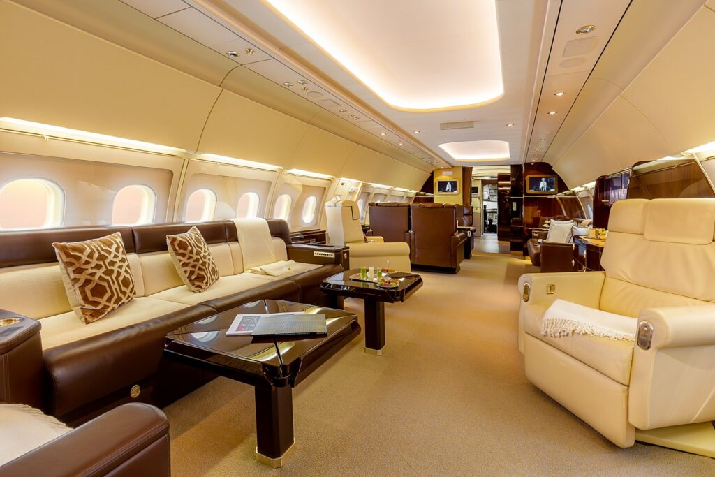 acj 318 elite interior