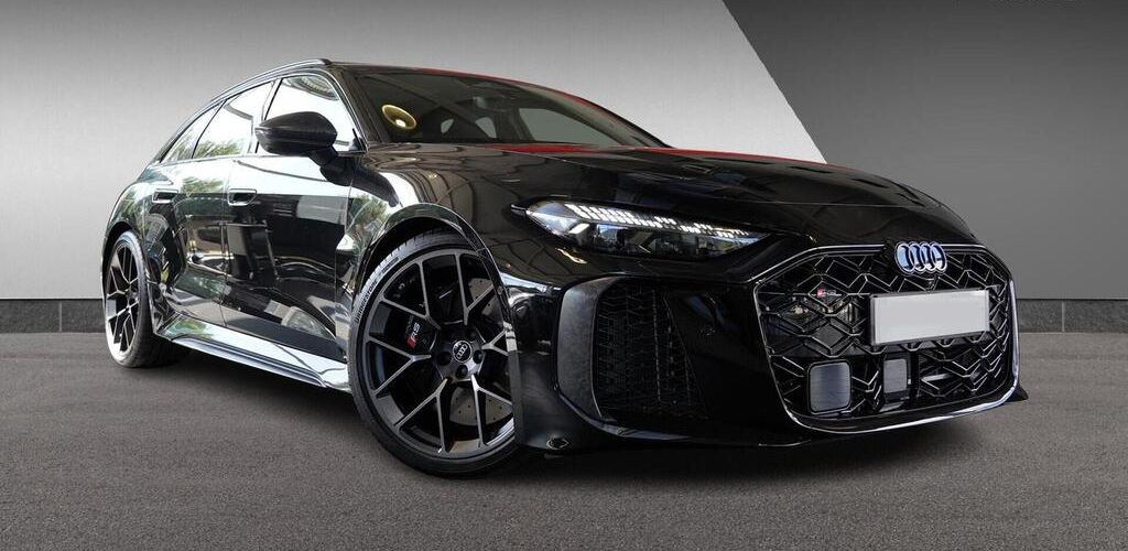Black Audi RS5