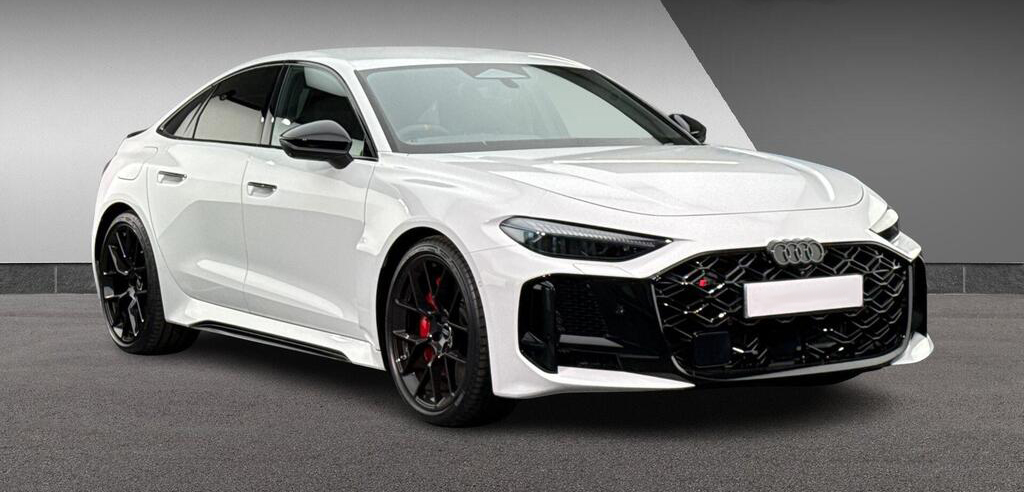 White Audi RS5